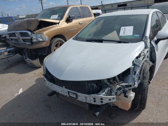 1G1BE5SM1H7181127 Chevrolet Cruze Lt Auto