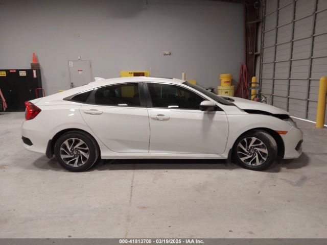 2HGFC2F71JH576096 Honda CIVIC EX