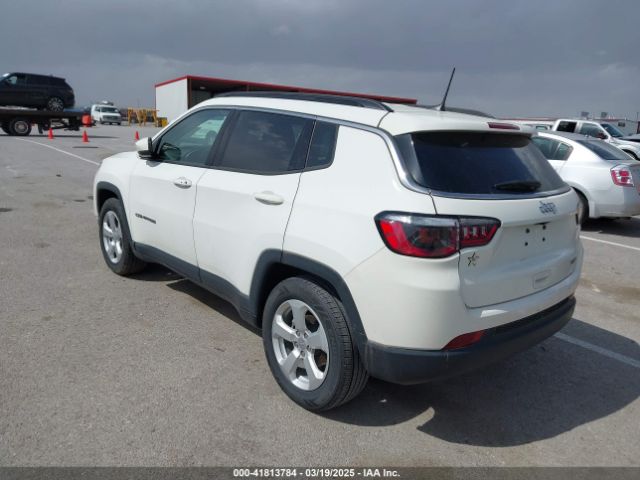 3C4NJCBB7MT580777 Jeep Compass Latitude Fwd