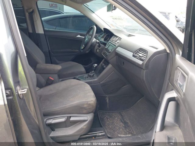 3VV1B7AX7KM013381 Volkswagen Tiguan 2.0t S
