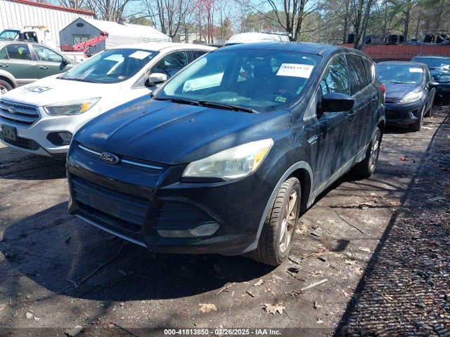 1FMCU0GXXEUE45586 Ford ESCAPE SE