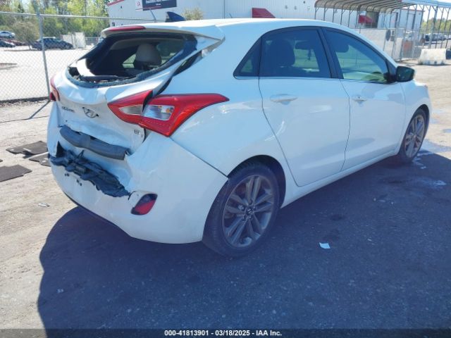KMHD35LH3GU315350 Hyundai ELANTRA GT