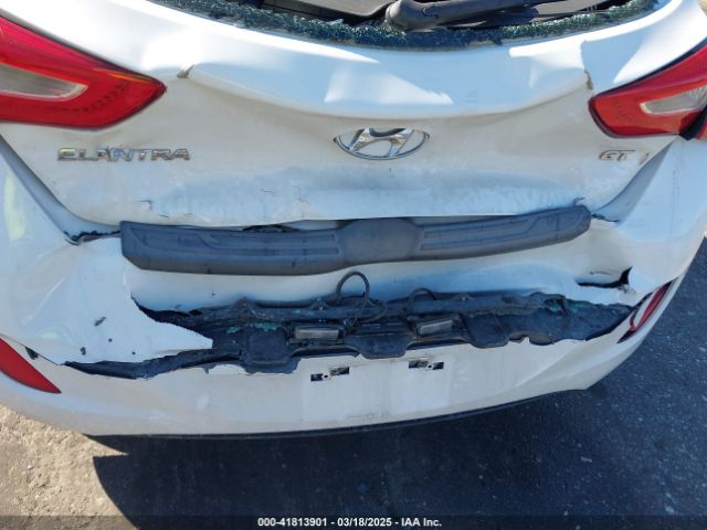 KMHD35LH3GU315350 Hyundai ELANTRA GT