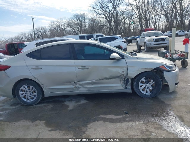 KMHD74LF9JU475088 Hyundai ELANTRA SE