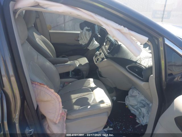 2021 CHRYSLER VOYAGER 2C4RC1DGXMR519600 Photo 4
