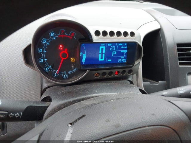 1G1JC6SH3E4132891 Chevrolet Sonic Lt Auto