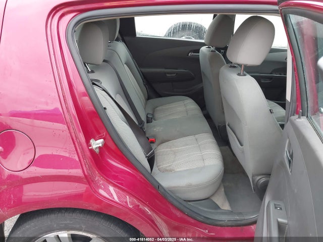 1G1JC6SH3E4132891 Chevrolet Sonic Lt Auto