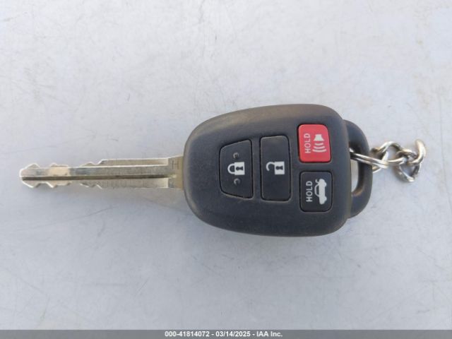 2T1BURHE3HC753475 Toyota COROLLA LE