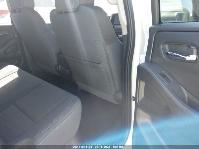 1N6ED1EKXPN615417 Nissan Frontier Sv 4x4