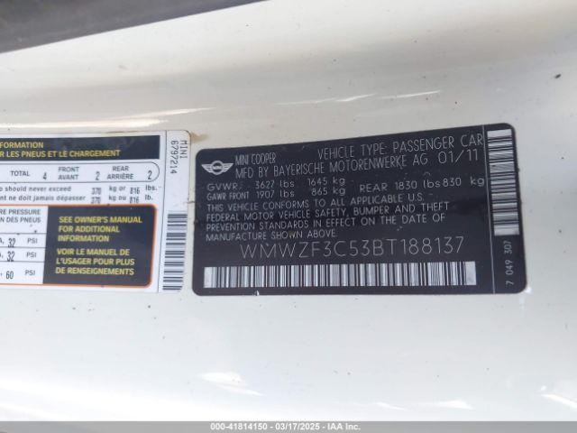 2011 MINI COOPER CLUBMAN WMWZF3C53BT188137 Photo 8