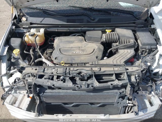 2C4RC1EG5JR293931 Chrysler Pacifica Touring L Plus