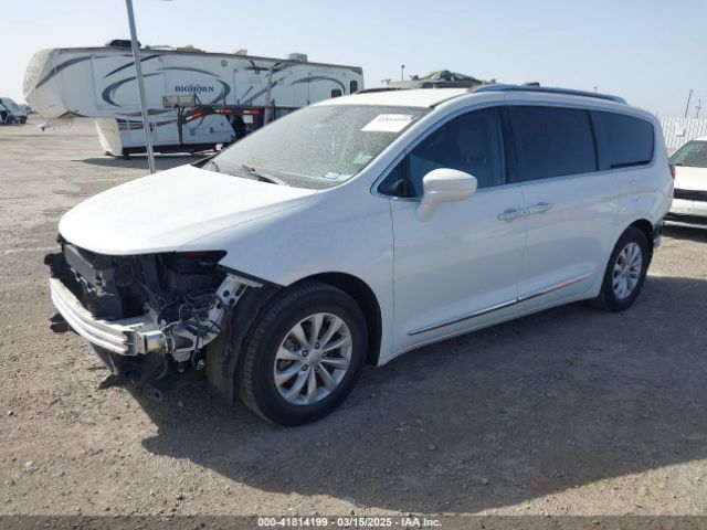 2C4RC1EG5JR293931 Chrysler Pacifica Touring L Plus
