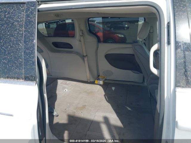 2C4RC1EG5JR293931 Chrysler Pacifica Touring L Plus