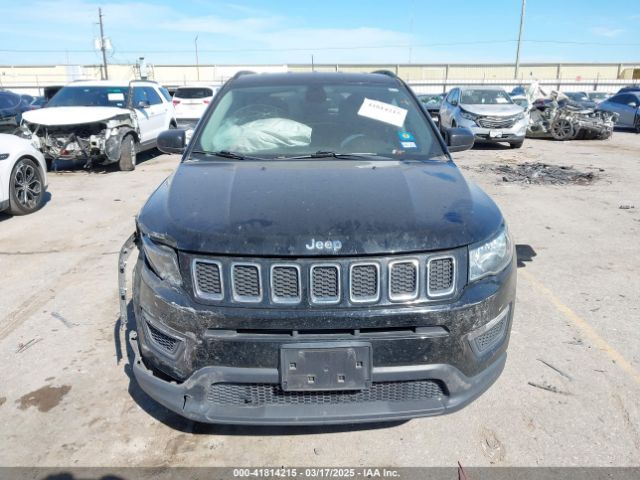 3C4NJCABXJT214907 Jeep Compass Sport Fwd