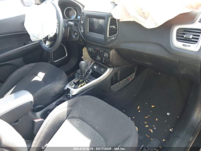 3C4NJCABXJT214907 Jeep Compass Sport Fwd