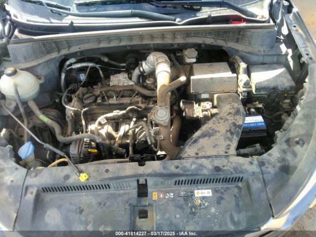 KM8J3CA24JU631336 Hyundai Tucson Value