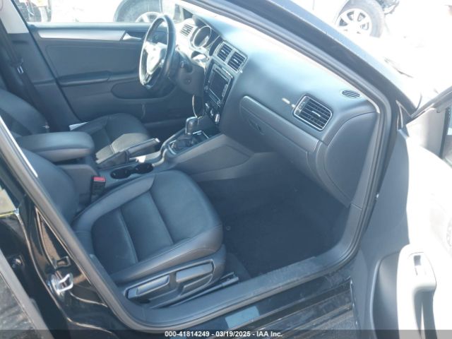 3VWLA7AJ8FM241026 Volkswagen Jetta 2.0l Tdi Se