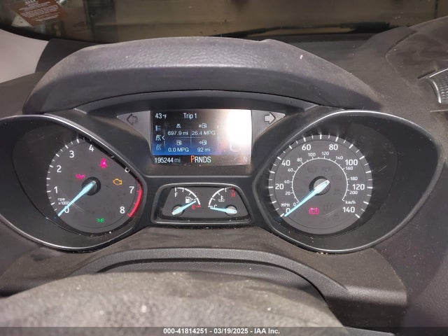 1FMCU9G99HUA37784 Ford ESCAPE SE