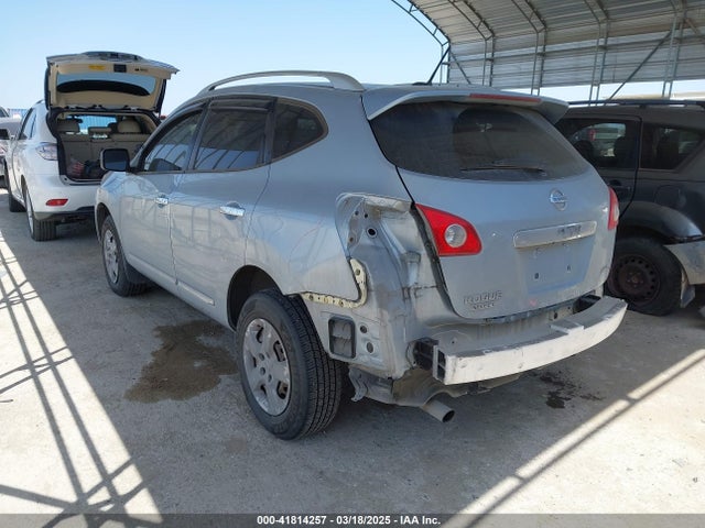 JN8AS5MV2FW261836 Nissan Rogue Select S