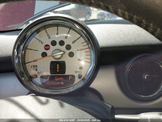 2011 MINI COOPER WMWSU3C54BT092301 Photo 6