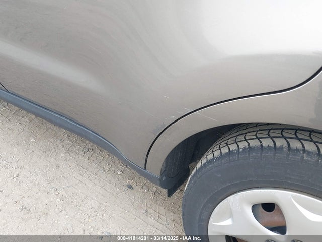 KIA Soul 2014 KNDJN2A25E7069041 Image 16