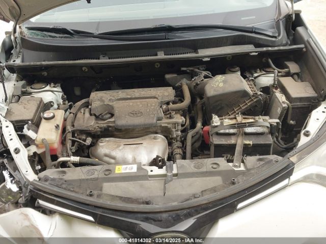 JTMWFREV2JJ730568 Toyota Rav4 Xle