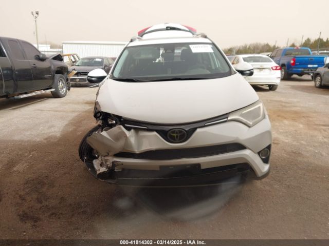JTMWFREV2JJ730568 Toyota Rav4 Xle