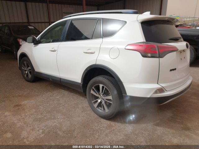 JTMWFREV2JJ730568 Toyota Rav4 Xle