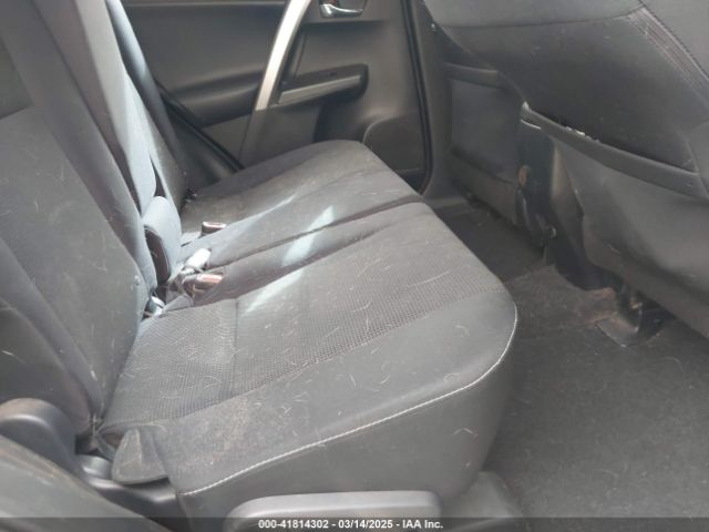 JTMWFREV2JJ730568 Toyota Rav4 Xle