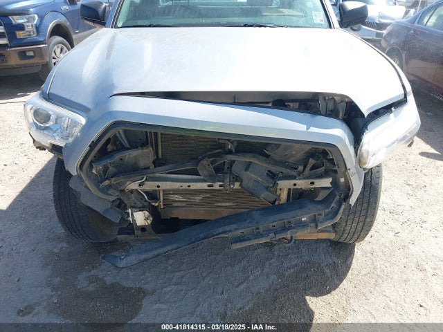 5TFRX5GN0HX078301 Toyota Tacoma Sr