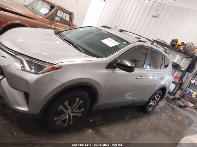 2T3BFREV3HW596227 Toyota RAV4 LE