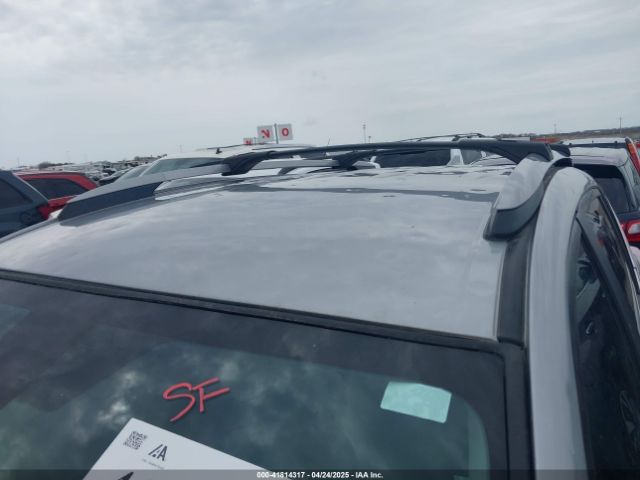 2T3BFREV3HW596227 Toyota RAV4 LE