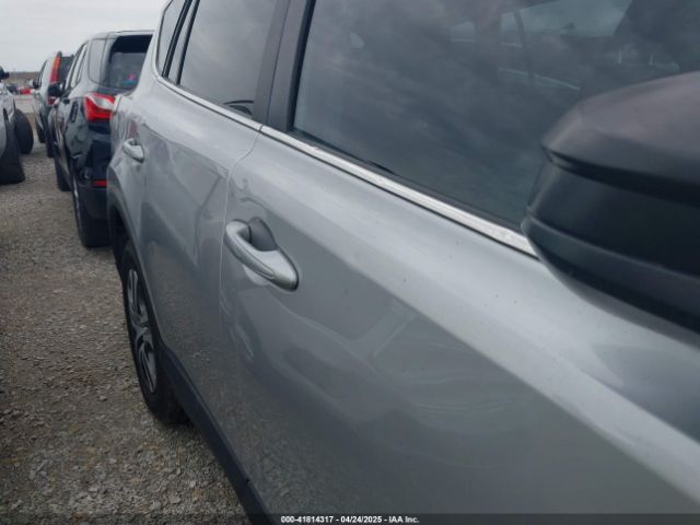 2T3BFREV3HW596227 Toyota RAV4 LE