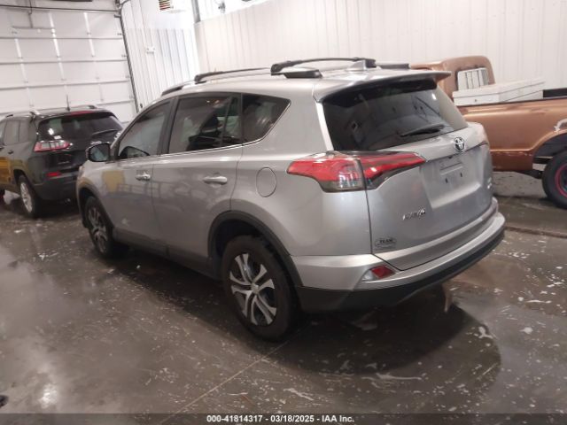 2T3BFREV3HW596227 Toyota RAV4 LE
