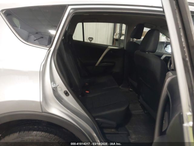 2T3BFREV3HW596227 Toyota RAV4 LE