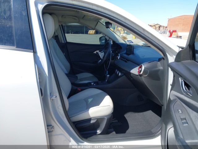2019 MAZDA CX-3 JM1DKDD78K0408033 Photo 4