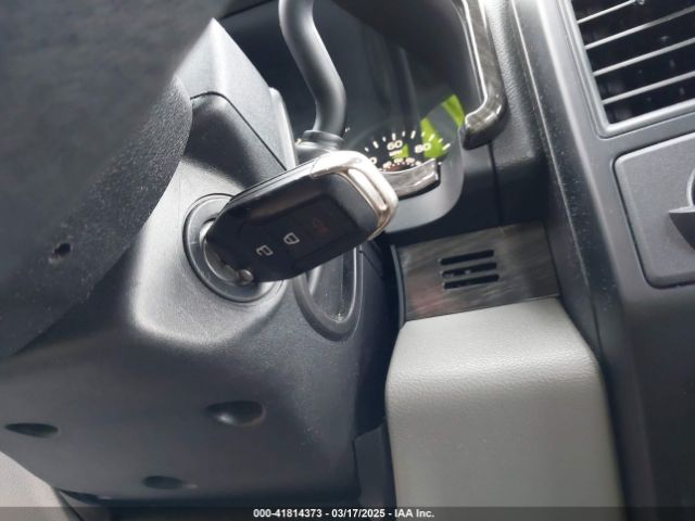 1FTMF1C82GFD17003 Ford F-150 Xl