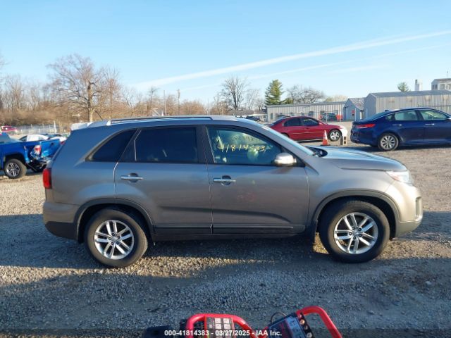 5XYKT3A63EG503284 KIA SORENTO LX