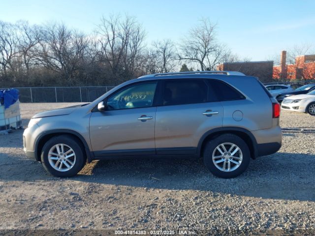 5XYKT3A63EG503284 KIA SORENTO LX