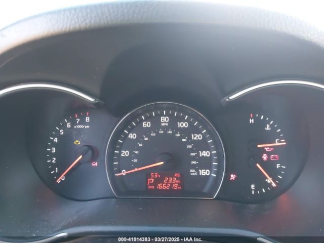 5XYKT3A63EG503284 KIA SORENTO LX