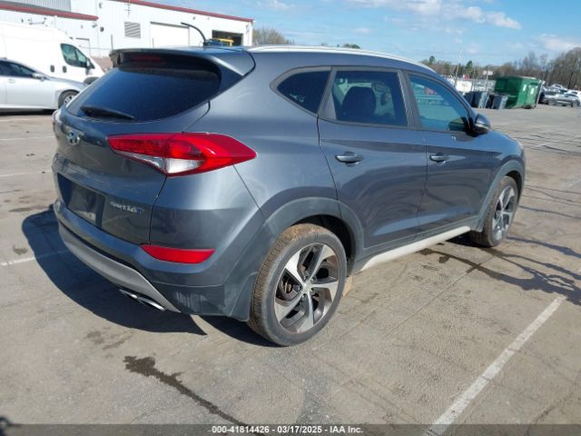 KM8J33A25HU402366 Hyundai Tucson Sport