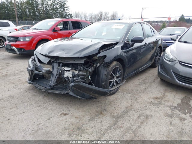 4T1G11AK1NU052718 Toyota CAMRY SE
