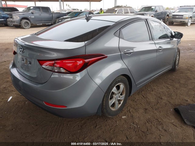 KMHDH4AE0FU449655 Hyundai ELANTRA SE