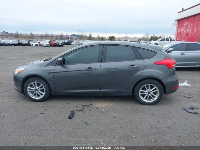 1FADP3K22JL326403 Ford FOCUS SE