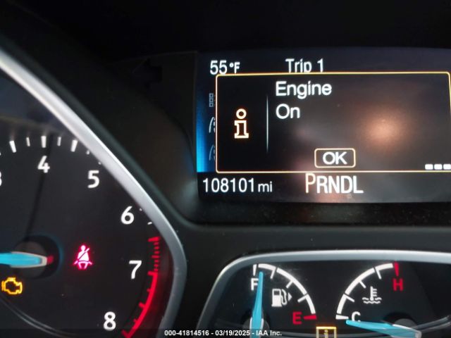 1FADP3K22JL326403 Ford FOCUS SE