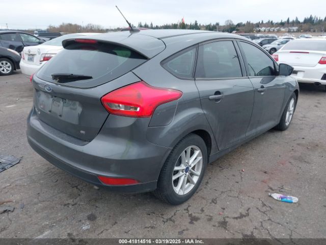 1FADP3K22JL326403 Ford FOCUS SE