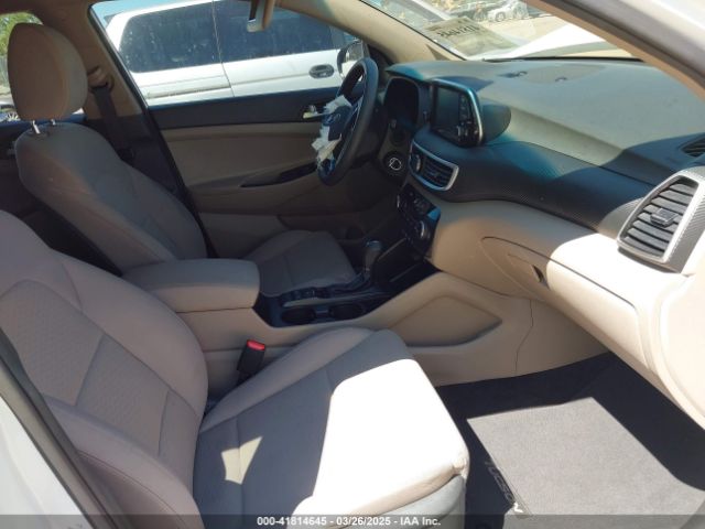 KM8J23A44KU962634 Hyundai TUCSON SE