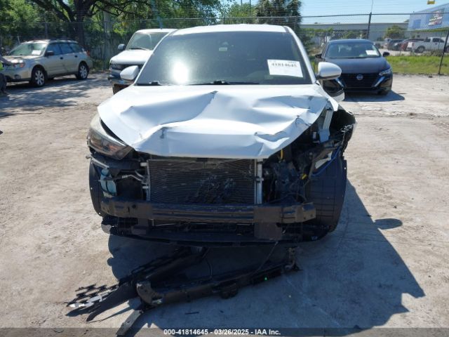 KM8J23A44KU962634 Hyundai TUCSON SE