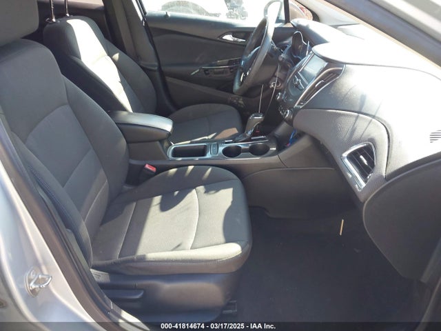 1G1BE5SM9J7184203 Chevrolet Cruze Lt Auto