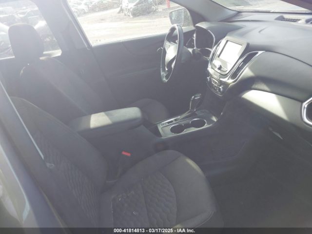 3GNAXSEVXJS643649 Chevrolet EQUINOX LT